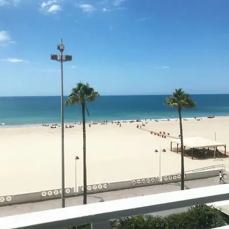 Paseo Maritimo Playa Victoria Frontal Mar Apartment